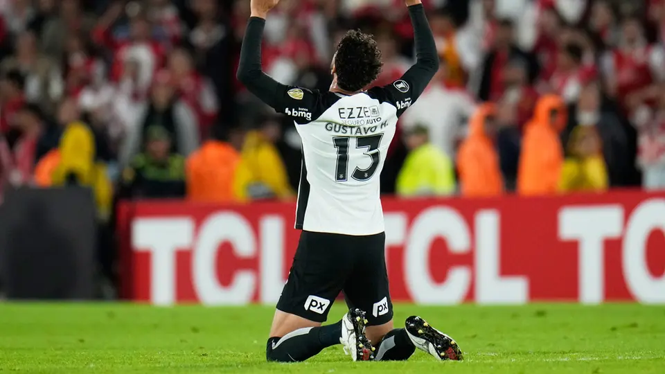 Gustavo Henrique celebrando su gol ante Santa Fe