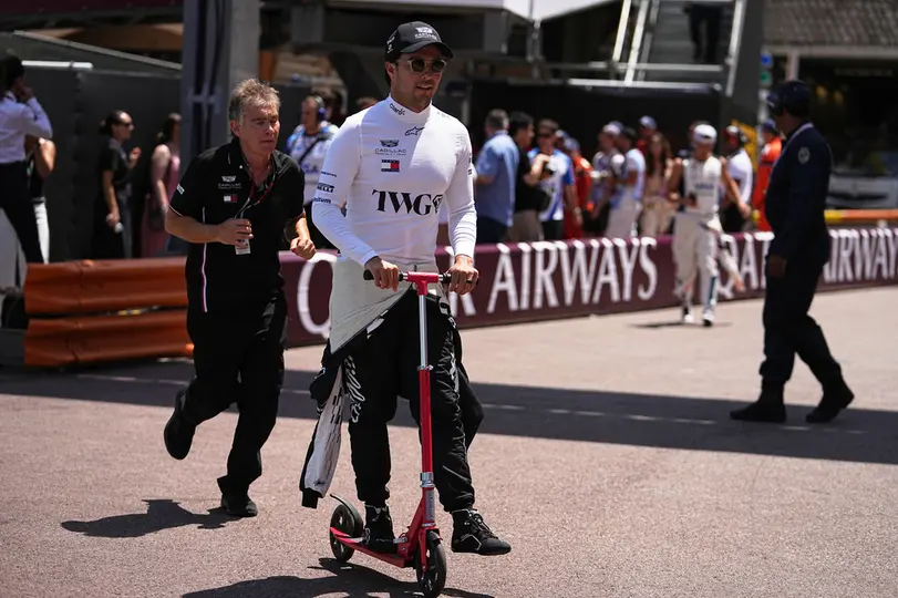 Checo Pérez en el Gran Premio de Mónaco | AP