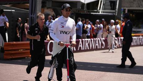 Checo Pérez en el Gran Premio de Mónaco | AP
