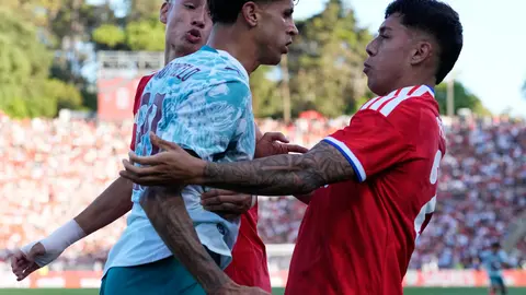 Pelea entre Portugal y Chile | AP