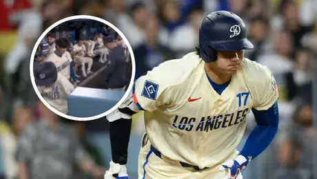 Shohei Ohtani es invadido por cucarachas en pleno juego de los Dodgers