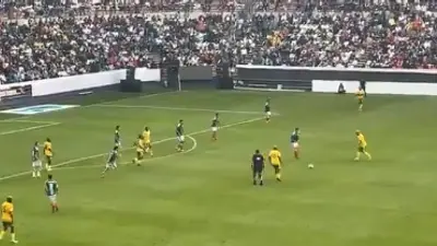 ¡Buen augurio! México golea a Sudáfrica, de Tshabalala, en juego de Leyendas