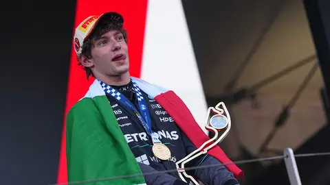 Andrea Kimi Antonelli celebra su victoria en el Gran Premio de Mónaco | AP