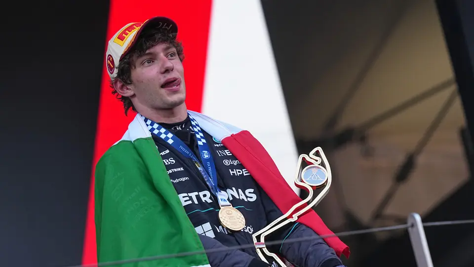 Andrea Kimi Antonelli celebra su victoria en el Gran Premio de Mónaco | AP