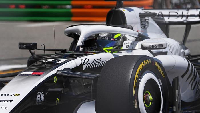 Checo Pérez en el Gran Premio de Mónaco | AP