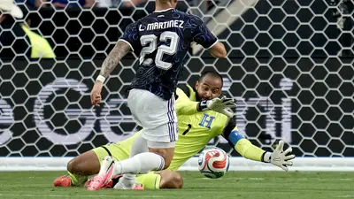 Polémico penal abre el camino para que Argentina gane su penúltimo partido amistoso previo a la Copa del Mundo
