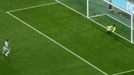 Argentina suma nueve penaltis a favor desde 2018; Brasil suma 14 en toda su historia