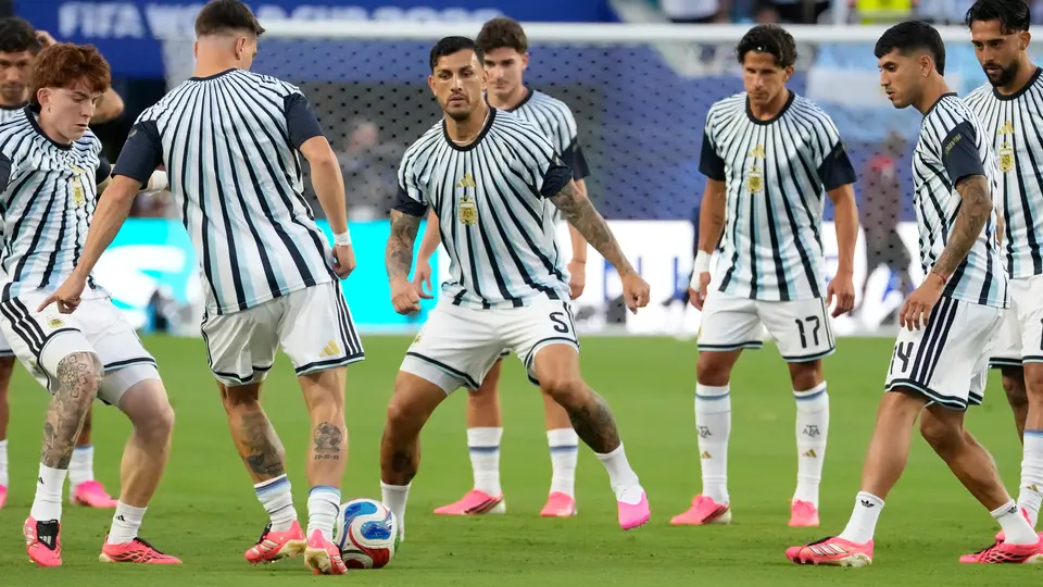 Leandro Paredes reacciona a la eliminación de Brasil y manda emotivo mensaje a Neymar