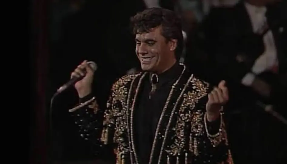 El inolvidable recital de "El Divo de Juárez" podrá revivirse en salas de cine mexicanas. / RS