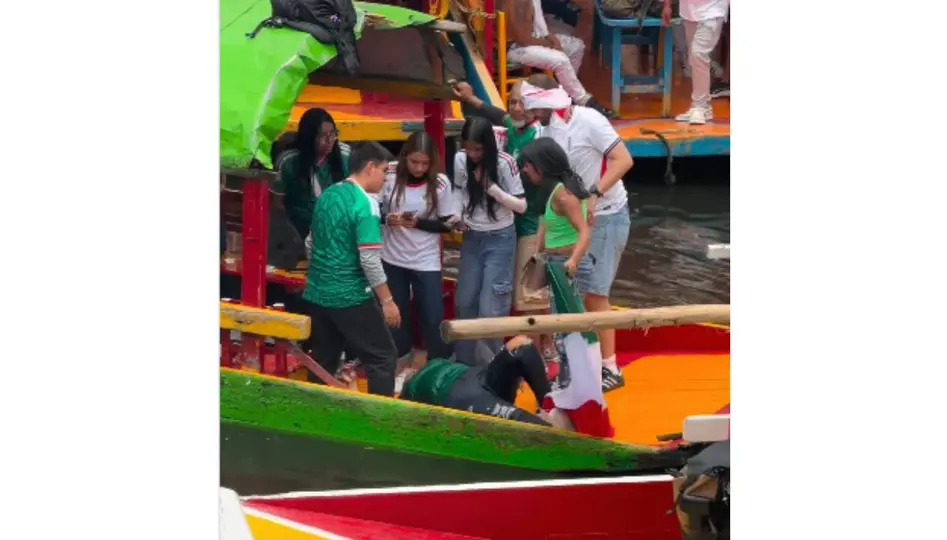 El rescate quedó grabado y se volvió viral en redes sociales. / RS