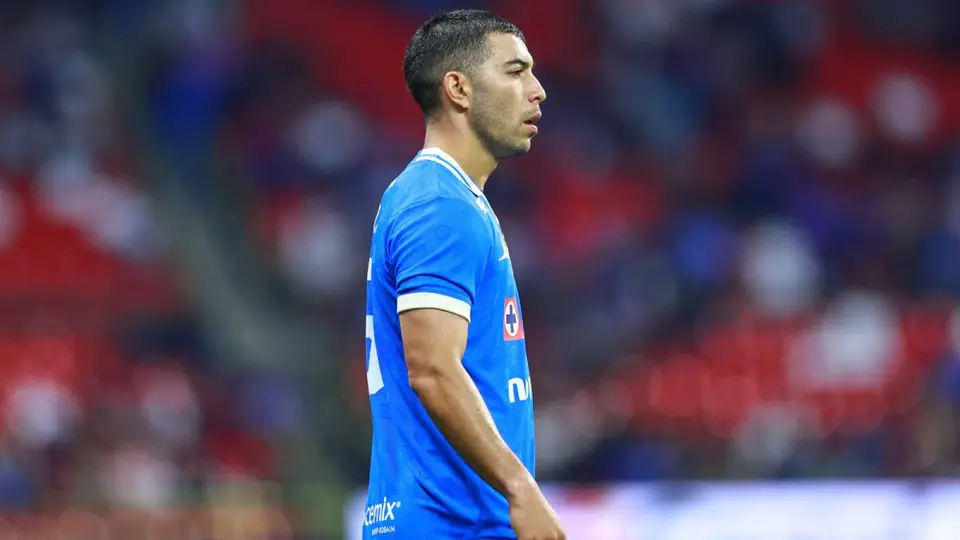 Erik Lira llega a los 200 partidos con Cruz Azul