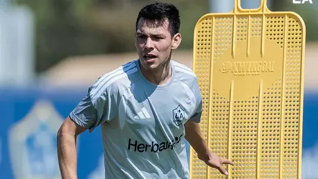 ¡Una estrella más! LA Galaxy hace oficial el fichaje de Hirving Lozano