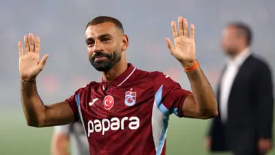 Mohamed Salah es suspendido tras percance con su automóvil