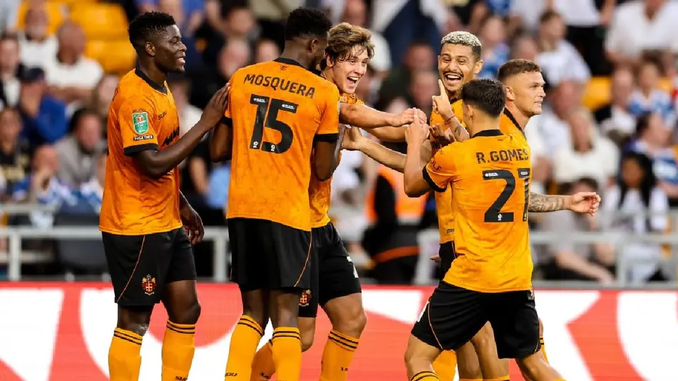 Equipo de los Wolves | x:@Wolves