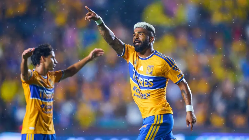 Rodrigo Aguirre en celebración con Tigres en la Liga MX | MEXSPORT