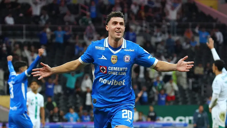 Cruz Azul, con triste juego, se impone a Santos Laguna sobre la hora