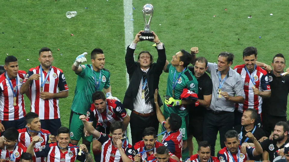 Chivas y el título del Clausura 2017 | IMAGO7