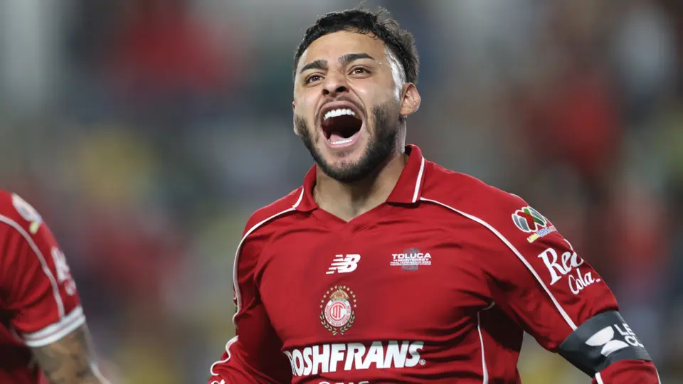 Alexis Vega pone el primer gol de Toluca contra Rayados | MEXSPORT