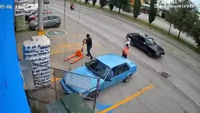 VIDEO: Héroe poblano arriesga su vida para salvar a niña de ser atropellada
