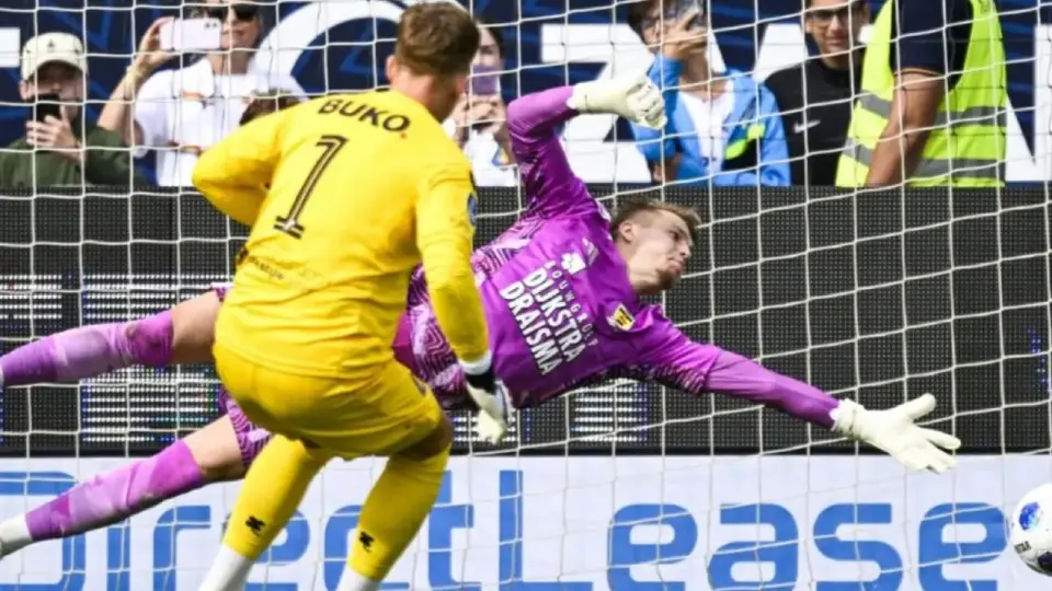 ¡Portero goleador! Ronald Koeman Jr. hace historia con doblete en la Eredivisie
