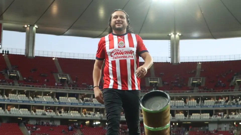 Héctor Reynoso previo a un partido de Chivas en el Akron | MEXSPORT