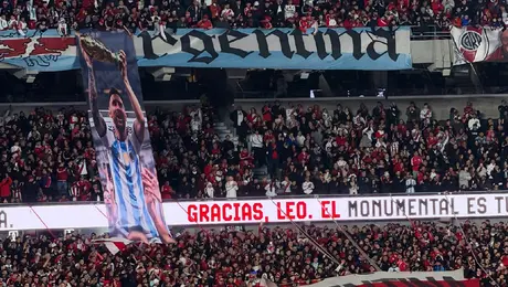 River Plate le dedica Monumental homenaje a Messi