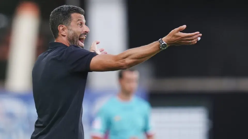 Fabio Grosso deja a la Fiorentina y se convierte en el primer DT cesado de la temporada en las 5 ligas europeas
