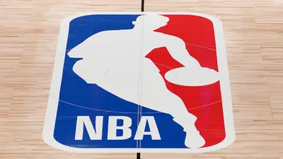 NBA: Sensor bluetooth en el balón y dispositivos de comunicación, las innovaciones tecnológicas más recientes en la liga