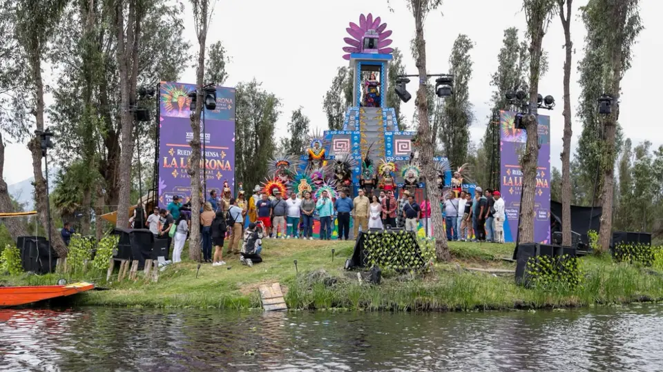 La Llorona en Cuemanco reúne a decenas de actores y danzantes durante su temporada 2026. / Georgina Sánchez