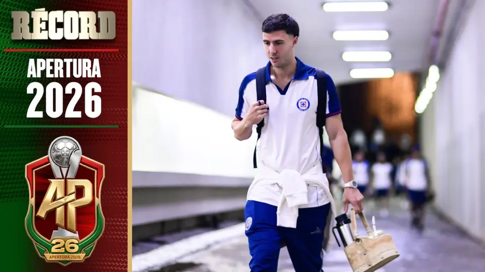 Paradela presenta sobrecarga: ¿Estará listo para el partido de Cruz Azul contra Pumas?