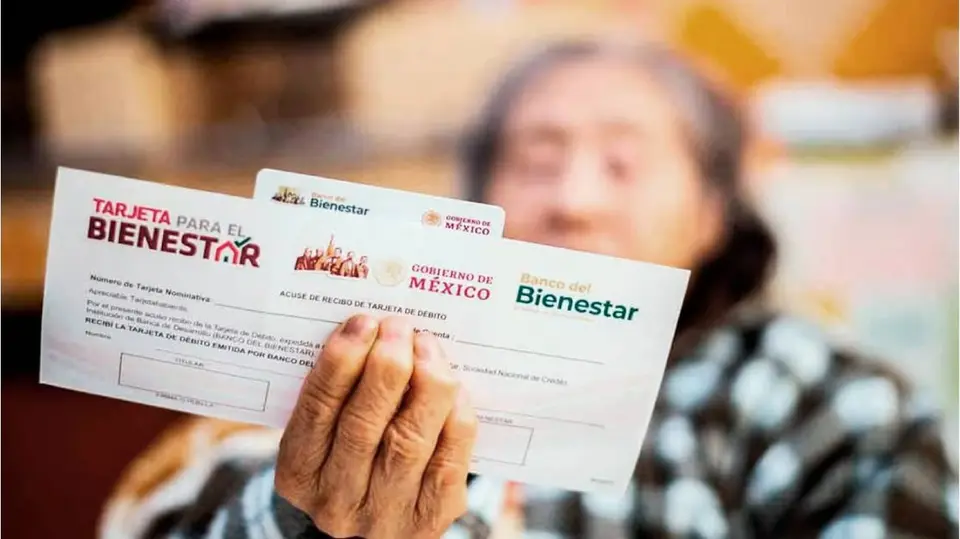 El saldo de la Pensión Bienestar permanece disponible en la cuenta asociada a la tarjeta./ RS