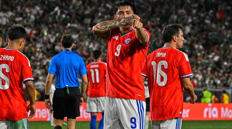 Delantero Chileno festeja el gol ante México | MEXSPORT