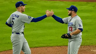 Dodgers vuelve a pegarle a Atlanta y se pone a un triunfo de la Serie de Campeonato