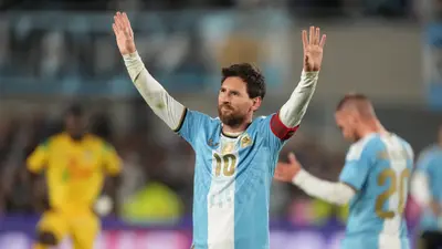 Lionel Messi: de ser expulsado en su debut a irse como el más grande de Argentina