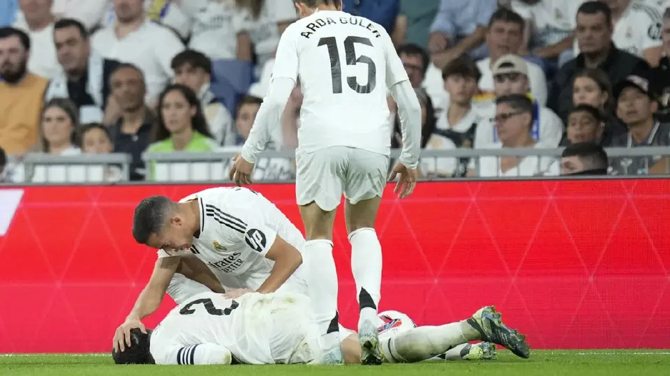 Dani Carvajal, Lucas Vásquez y Arda Güler en el Real Madrid | AP