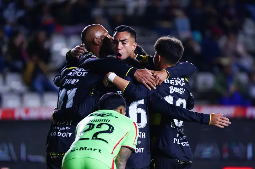 Pachuca celebrando gol ante FC Juárez l IMAGO7