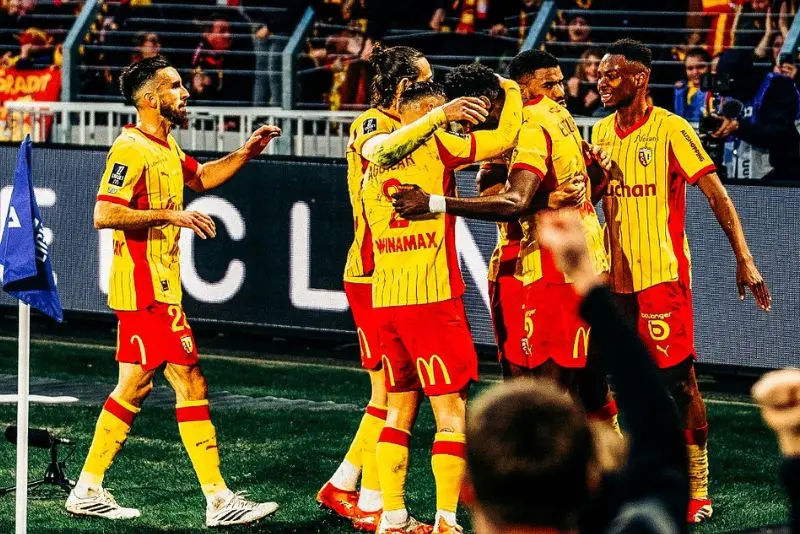 Saint-Maximin habló sobre la afición del Lens | X: @RCLens