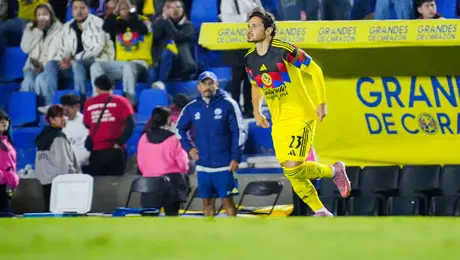 ¡Ya está aquí! Raphael Veiga debuta con América en el duelo ante Rayados
