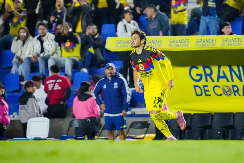 Entrada de Raphael Veiga en el partido | Imago7