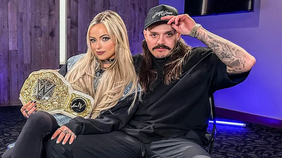 ¿Veremos a la pareja reunida en AAA? | wwe.com