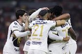 Jugadores de Pumas en celebración de gol de Juninho ante Atlas en la Jornada 5 del Clausura 2026 | IMAGO 7