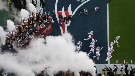 Super Bowl LX: Así fueron las presentaciones de los dos equipos