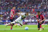 ¿Sí era? Pumas se fue ganando al descanso ante Atlas con un polémico penal