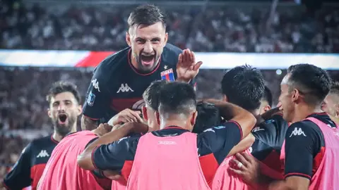 Club Tigre tras el cuarto gol ante River Plate I @catigreoficial