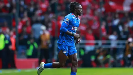 Paradela habló sobre el debut de Christian Ebere: "Lo hizo de gran manera"
