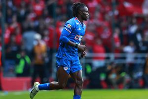 Paradela habló sobre el debut de Christian Ebere: "Lo hizo de gran manera"