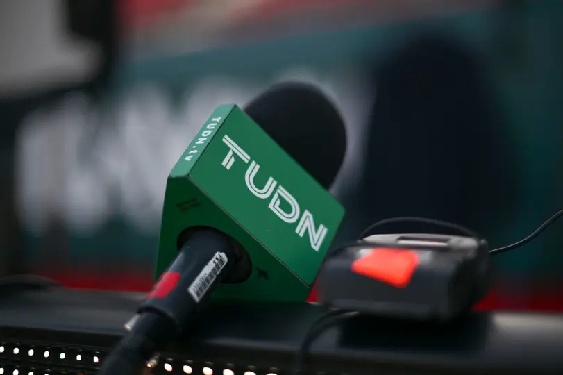 Micrófono de TUDN I IMAGO7