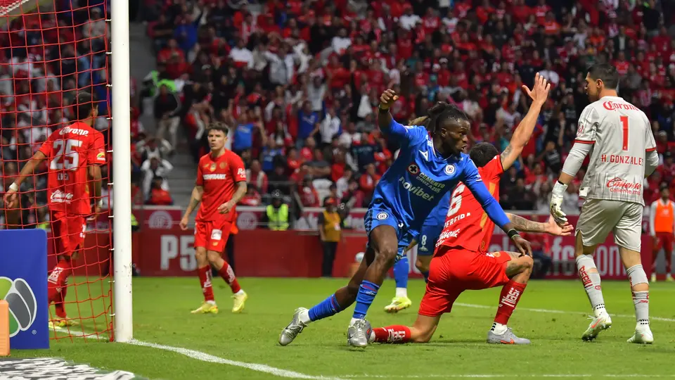 Christian Ebere debuta en el futbol mexicano | IMAGO7