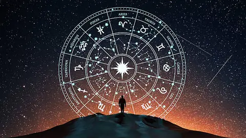 Mhoni Vidente anticipa una semana de cambios importantes para los signos del zodiaco./ Pixabay