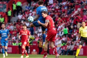 Cruz Azul rescata empate ante el Toluca con debut incluido de Ebere